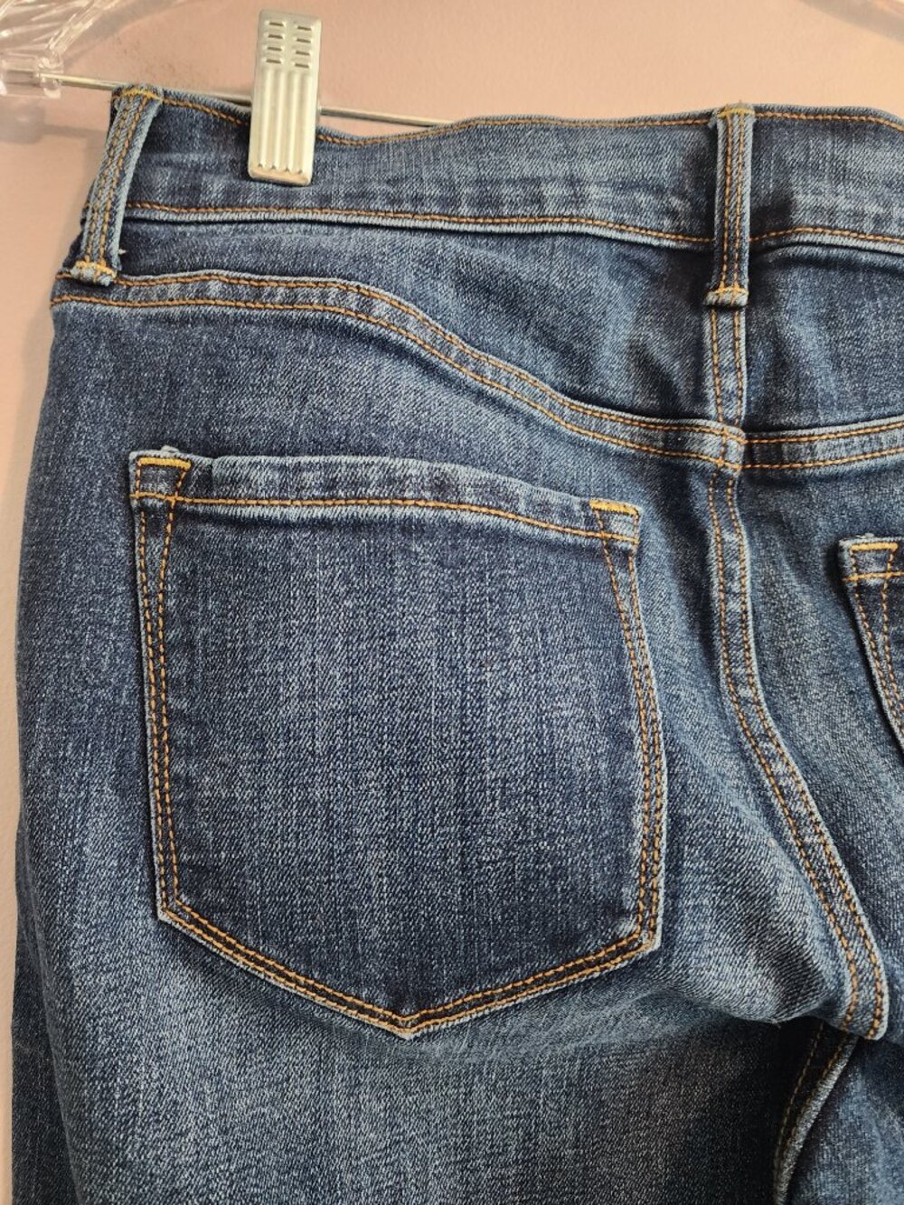 2/$25 Old Navy Curvy Profile Mid Rise Blue Jeans Size 4 Short - Picture 8 of 11